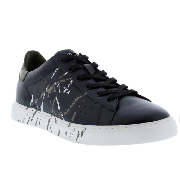 NIB Robert Graham Immersion Sneaker - Size 11